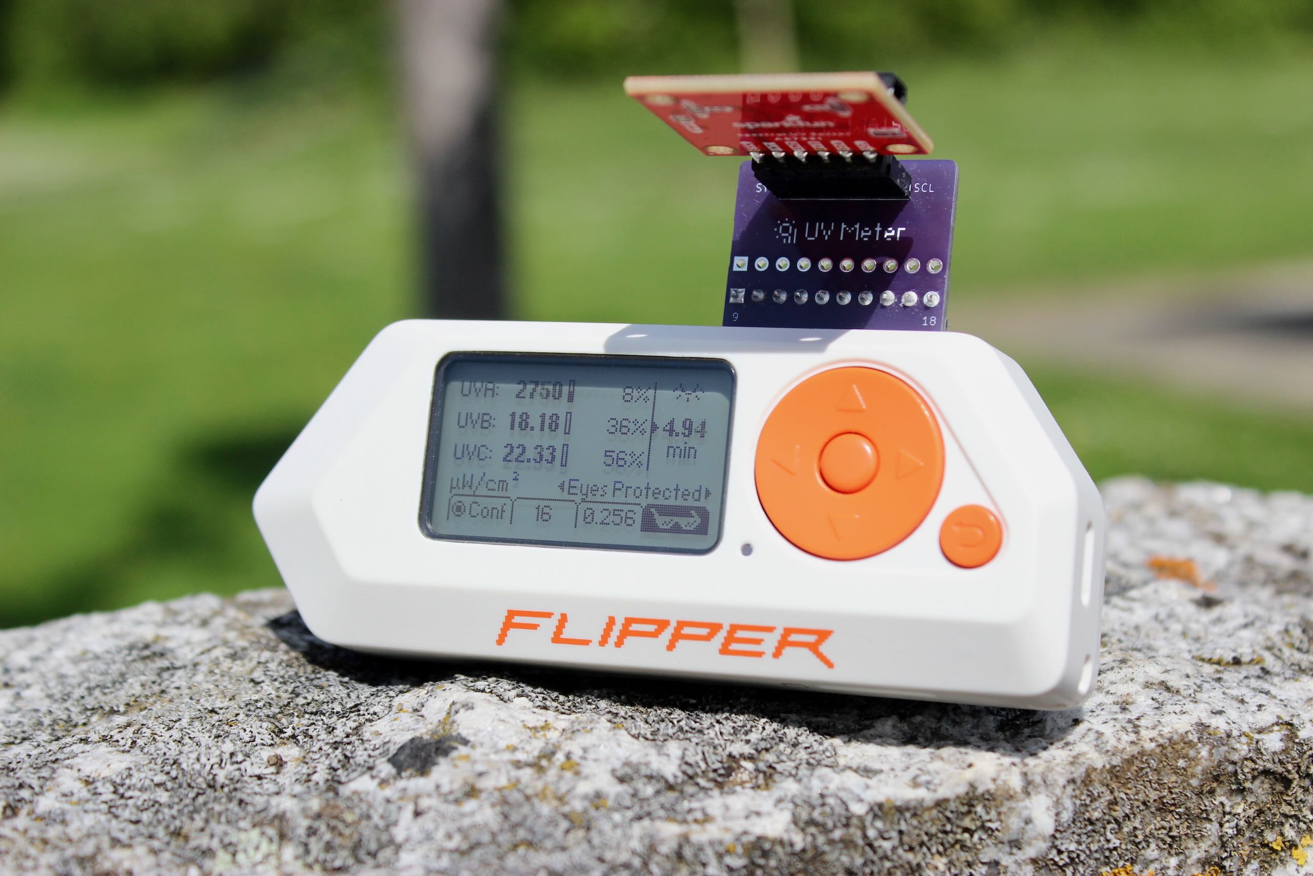 AS7331 Sensor Connected to Flipper Zero with UV Meter Adapter PCB
